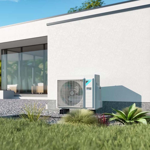Immagine di Daikin ALTHERMA 3 R ECH2O COMPACT BIV pompa di calore bivalente per riscaldamento, raffrescamento e produzione ACS | unità esterna 4 kW accumulo 300 l. con riscaldatore ausiliario 3kW SB.EHSXB304D/04R1