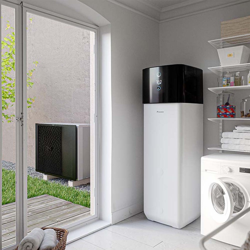 Immagine di Daikin COMPACT R32 511 H/C unità interna pompa di calore aria-acqua con accumulo da 500 l (per unità esterne da 11 kW) EBSX11P50D