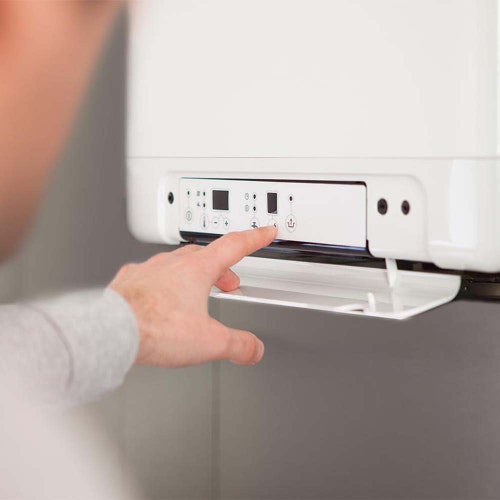 Immagine di Daikin ALTHERMA R HYBRID sistema ibrido per riscaldamento, raffrescamento e produzione ACS | HydroBox e unità esterna 8 kW  SB.HBX08/EVLQ/33A2