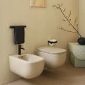 Immagine di Cielo ERA set completo sanitari sospesi vaso rimless, sedile a discesa rallentata, bidet monoforo con troppopieno, colore avena finitura opaco ERVSKAV+CPVERTFAV+ERBSAV