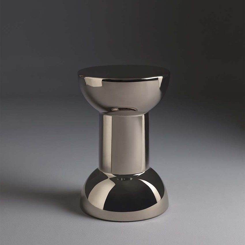 Immagine di Flaminia ROCCHETTO sgabello/tavolino in ceramica Ø 30 cm, finitura metal platino RCTPLA
