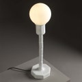 Immagine di Flaminia MAKE-UP portalampada da tavolo in ceramica H 60 cm, colore bianco finitura lucido MKLT60