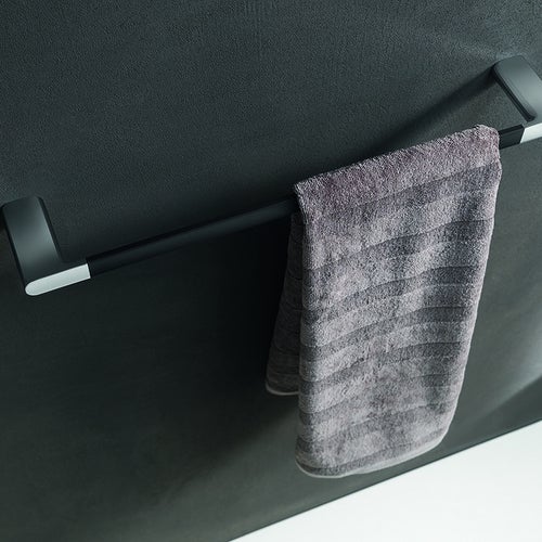 Immagine di Inda MITO portasalviette L.49 cm, finitura cromo e nero opaco A2018BNC