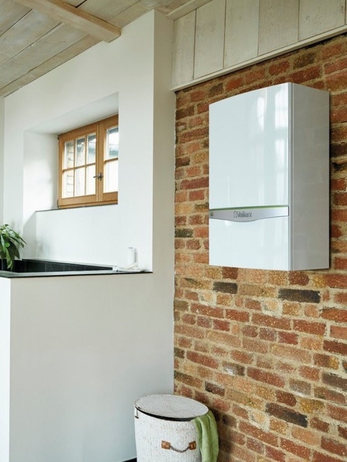 Immagine di Vaillant ecoTEC exclusive VMW 356/5-7 + (MTN) Caldaia murale condensing combinata da interno, riscaldamento e acqua calda sanitaria 0010017090