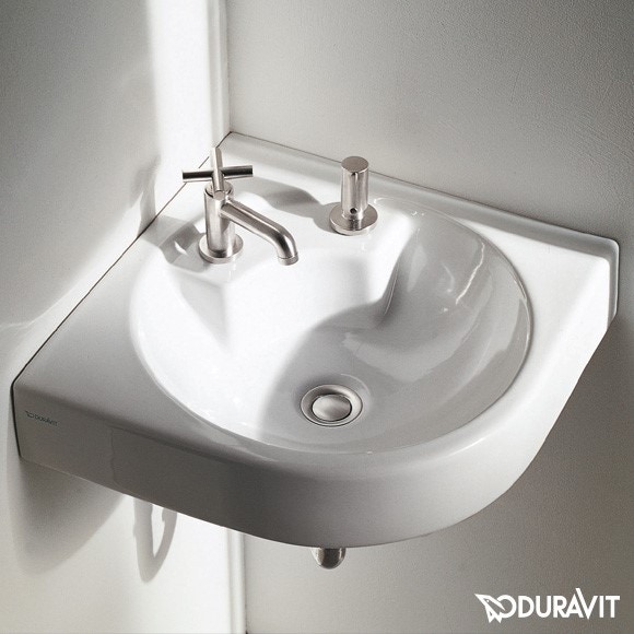 Immagine di Duravit ARCHITEC lavabo d'angolo 63.5 cm monoforo con foro diaframmato per dispenser portasapone a destra, senza troppopieno, con bordo per rubinetteria, lato inferiore smaltato, colore bianco 0448450000