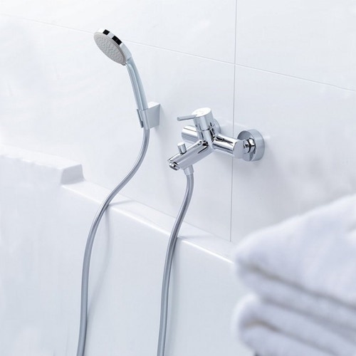 Immagine di Hansgrohe TALIS S set rubinetteria con miscelatore lavabo con scarico, miscelatore bidet con scarico e miscelatore monocomando esterno vasca, finitura cromo SETTAL004