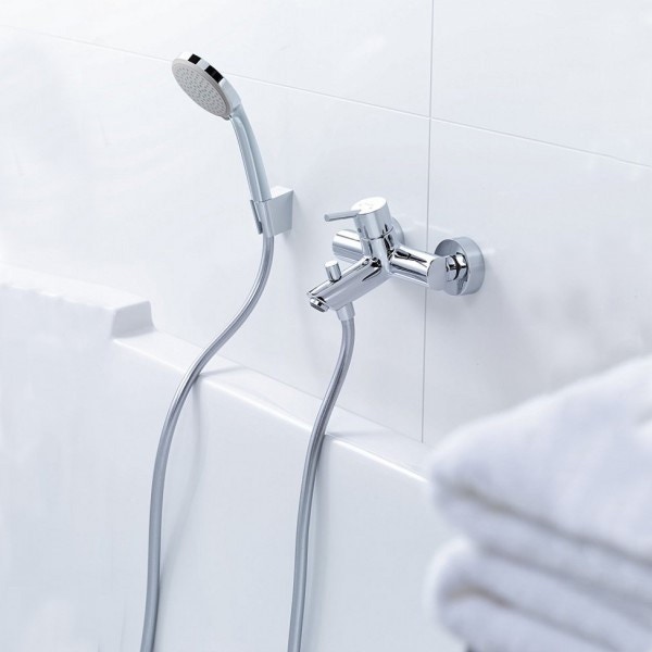 Immagine di Hansgrohe TALIS S set rubinetteria con miscelatore lavabo con scarico, miscelatore bidet con scarico e miscelatore monocomando esterno vasca, finitura cromo SETTAL004