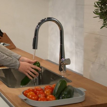 Immagine di Hansgrohe TALIS S miscelatore cucina 200, con doccetta estraibile, finitura cromo 72813000