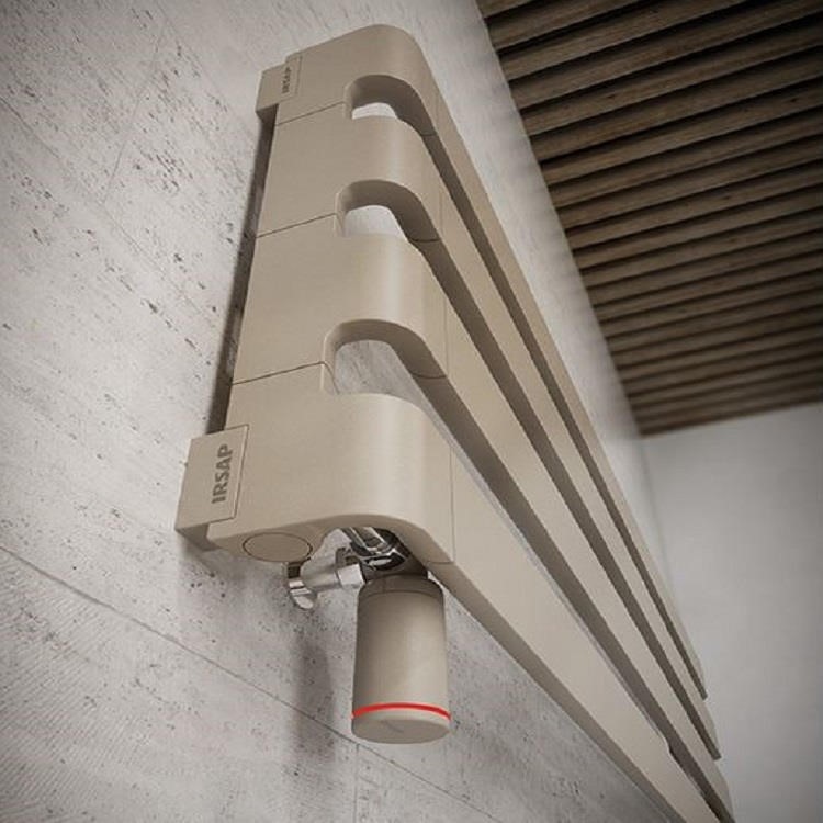 Immagine di Irsap Now valvola termostatica sinistra e detentore destro salvaspazio, attacco rame, colore bianco VALKNWSALVCUS01