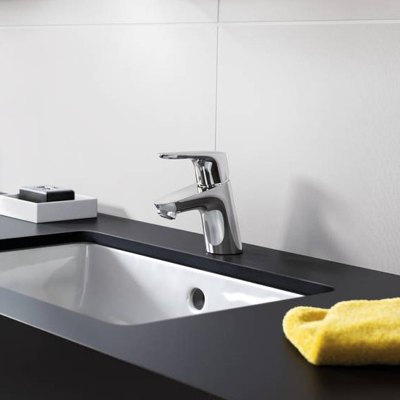 Immagine di Hansgrohe FOCUS miscelatore monocomando lavabo 70, con scarico e saltarello, finitura cromo 31730000