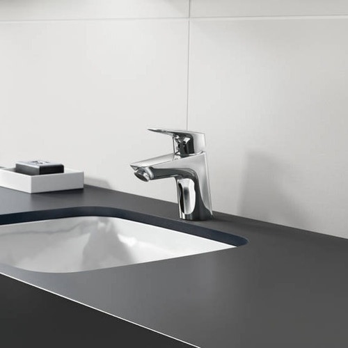 Immagine di Hansgrohe LOGIS miscelatore monocomando lavabo H.17 cm 70, Coolstart, con saltarello e scarico, finitura cromo 71072000