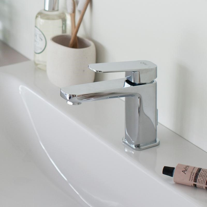 Immagine di Ideal Standard TONIC II mobile sottolavabo 80 x 44 x 35 cm con un cassetto a chiusura rallentata, finitura bianco laccato lucido R4303WG