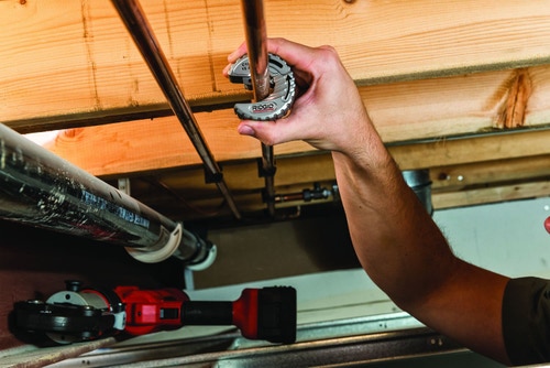 Immagine di Ridgid Tagliatubi per tubature in rame per spazi ristretti, capacità 28 mm, con unzione esclusiva di ’’cambio rapido’’ della misura 60668