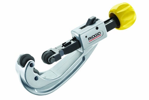 Immagine di Ridgid Tagliatubi ad azione rapida con rotella e alesatore retrattile, con due serie di ruote di guida separate, flottanti, per tubazioni del gas, capacità 3/8"-1" 32078