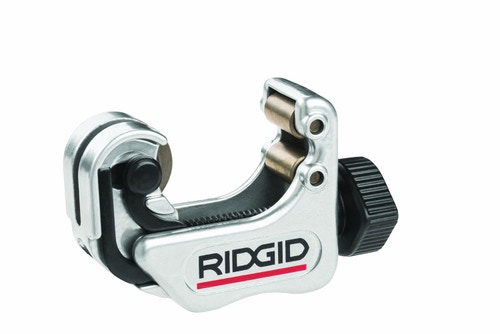 Immagine di Ridgid Tagliatubi per spazi ristretti per tubi di piccolo diametro, con Autofeed, capacità 3/16"-15/16" 97787