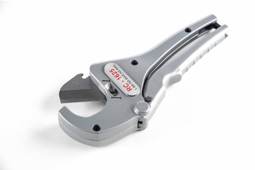 Immagine di Ridgid Cesoia con azione a cricco per tubi e tubature in plastica, impugnatura ergonimica, capacità diametro effettivo 1/8"-1 5/8" 23498
