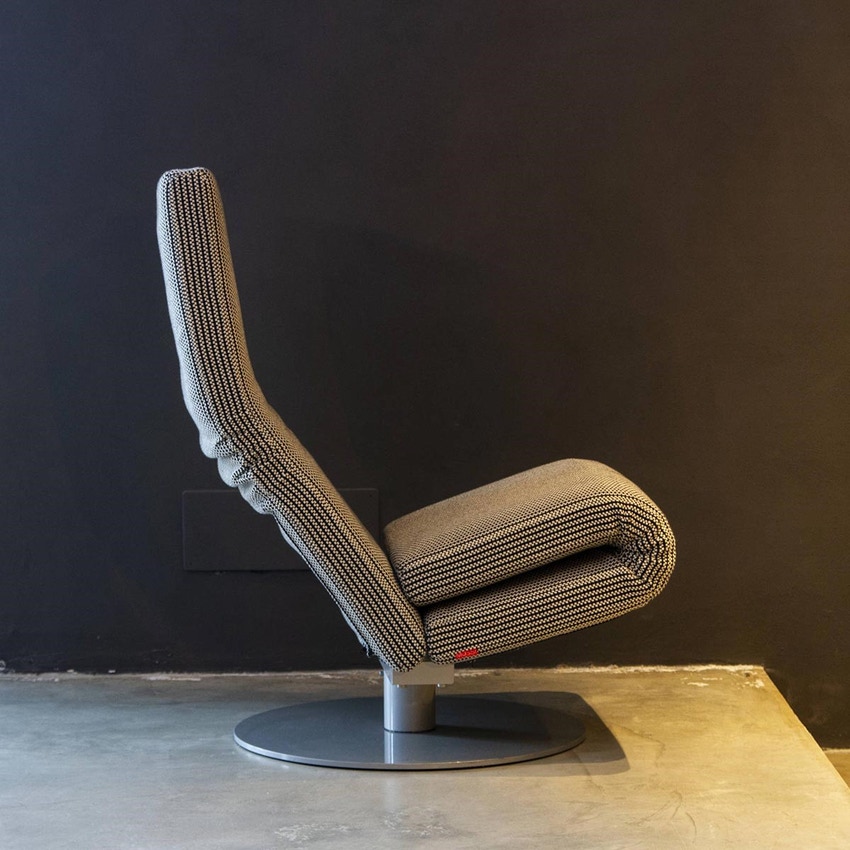 Immagine di Mussi FREEPLAY GIREVOLE poltrona in tessuto bicolore bianco e nero  FRPLY-X9