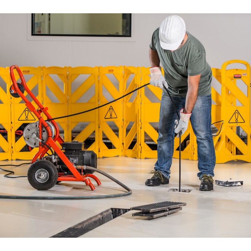 Immagine di Ridgid Stasatrice idropneumatica elettrica KJ-1590, standard motore 230 V, 58436 Iniettore a propulsione da 1/4", 58446 Iniettore di penetrazione 1/4", Tubo flessibile da 20 m x 1/4" 35511