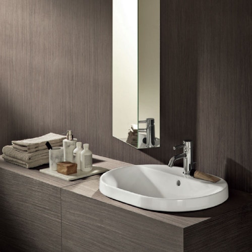 Immagine di Geberit VARIFORM lavabo ellittico 60 cm, da incasso, con piano per foro rubinetteria e troppopieno, colore bianco finitura lucido 500.732.01.2