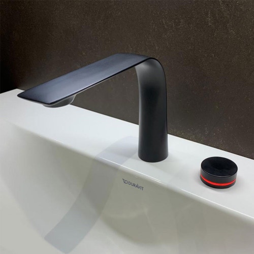 Immagine di Duravit XVIU composizione bagno sostegno metallico, colore nero opaco con lavabo due fori, colore bianco + colonna bassa, colore bianco opaco + specchio con profilo nero opaco + sifone di design, colore nero opaco XV4715OB240-XV70420B2B2