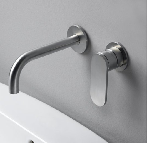 Immagine di Flaminia X1 miscelatore monocomando per lavabo ad incasso con bocca di erogazione, finitura acciaio spazzolato X13059