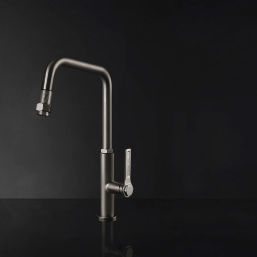 Immagine di Gessi OFFICINE miscelatore monocomando, con canna girevole e doccetta estraibile, finitura finox 60053#149