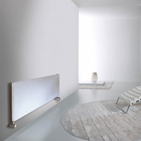 Immagine di Deltacalor PLATE ORIZZONTALE SINGOLO radiatore H.38 L.150,5 cm, finitura inox spazzolato PL1H150038Y