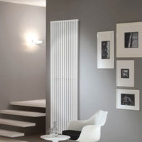 Immagine di Deltacalor HEGOLINE 23 VERTICALE doppio radiatore Bianco h. 2000 x L. 592 mm HH232V200016B