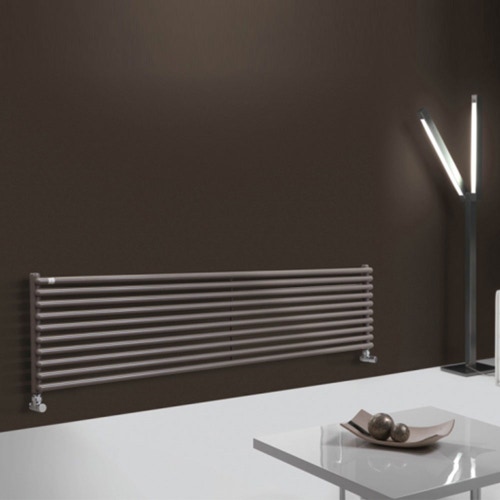 Immagine di Deltacalor HEGOLINE 23 ORIZZONTALE singolo radiatore Beige grey lucido h. 444 x L. 1500 mm HH231H150012S7006G