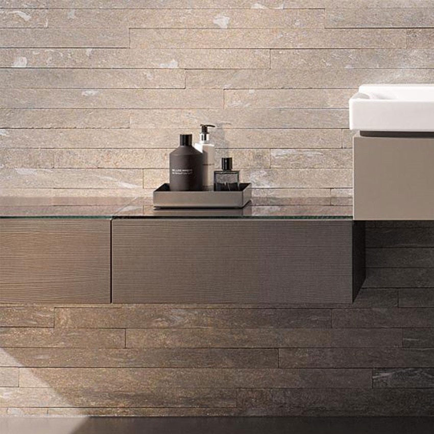 Immagine di Geberit XENO² set con mobile sottolavabo sospeso, colore bianco finitura lucido + mobili contenitori laterali e colonna sospesi, finitura rovere grigio texturizzato + lavabo monoforo, colore bianco + specchio con illuminazione 500.505.01.1-500.530.01.1