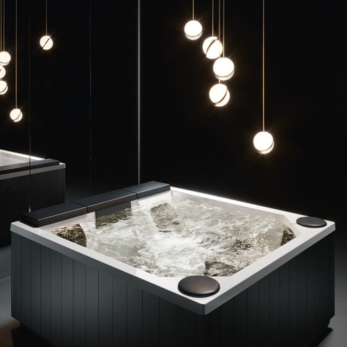 Immagine di Treesse POOL QUARZ 212 Minipiscina rettangolare 212 x 190 cm con 28 getti idromassaggio con impianto digitale e sistema di ricircolo automatico PQ2121BNNEGR