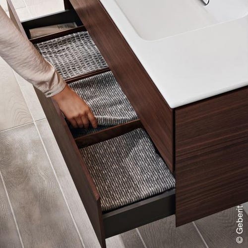 Immagine di Geberit ONE mobile per lavabo L.75 cm, con due cassetti, finiture noce canaletto 500.381.00.1