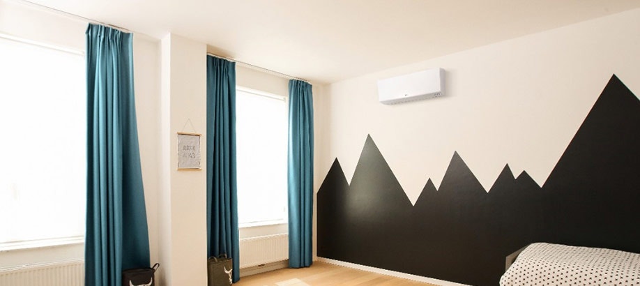 Interno con climatizzatore Daikin PERFERA a parete