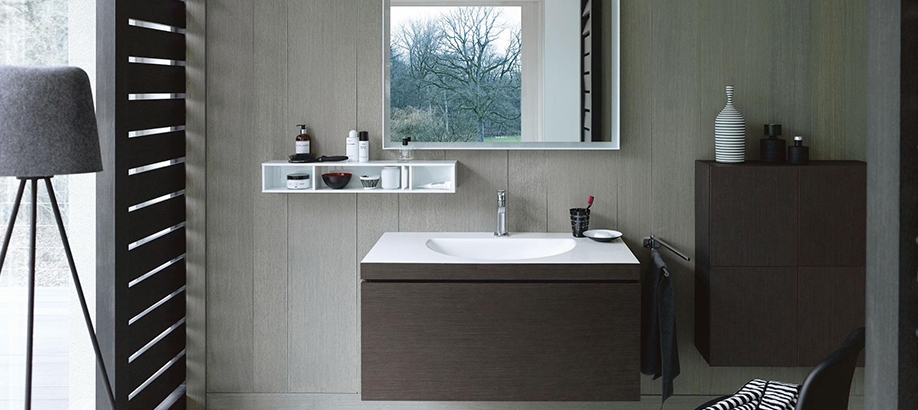 Arredo bagno minimal con serie bagno Duravit Darling New