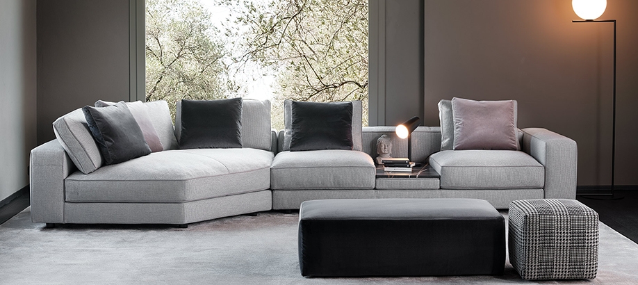 Divano angolare Mussi Sinfonia grigio con tavolino da inserto