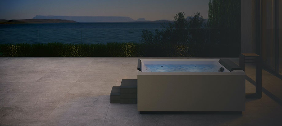Mini piscina idromassaggio Novellini Divina da esterno