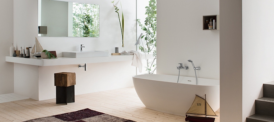 Bagno bianco con rubinetterie ABC Nobili