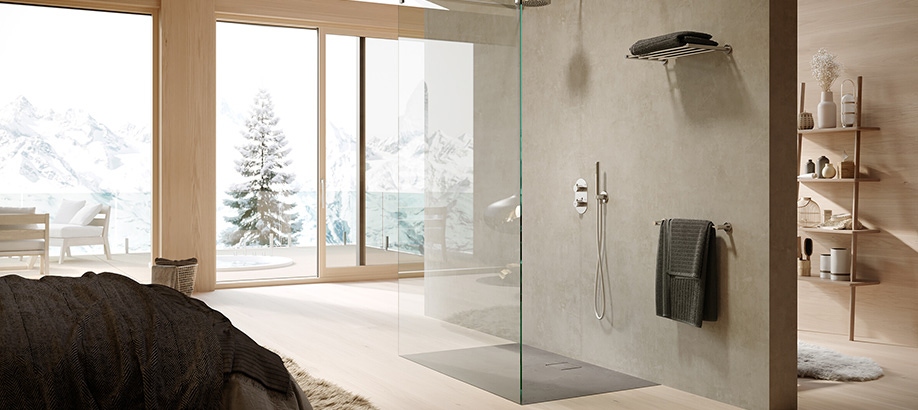 Accessori bagno Zen Nobili in una zona doccia moderna