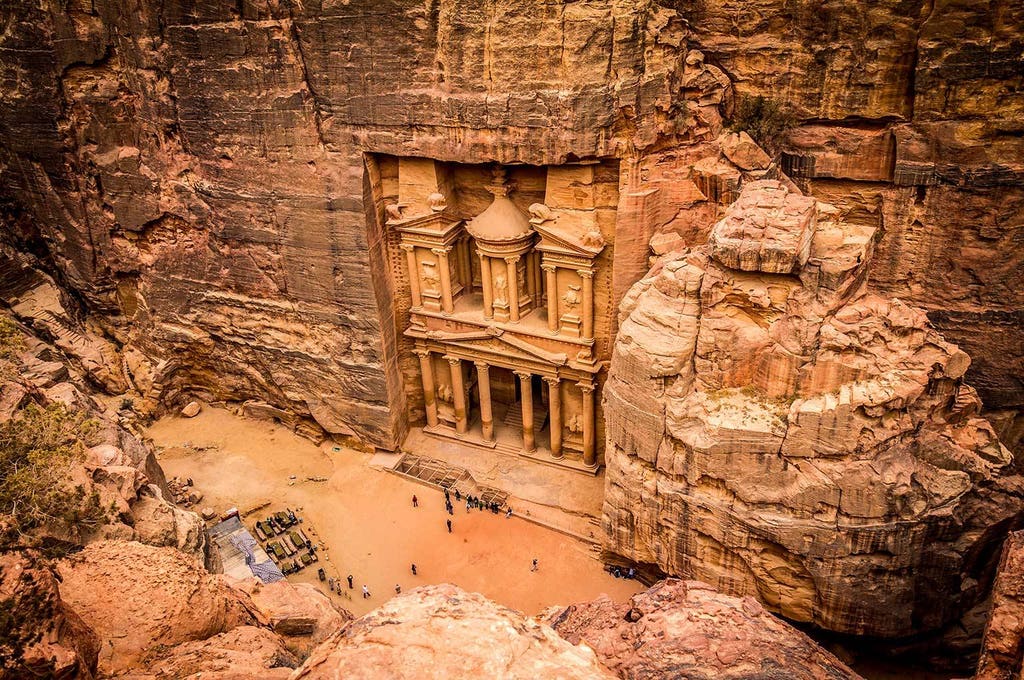 Jordan Tour: Weekend in Petra and Wadi Rum guaranteed departures | viviTravels