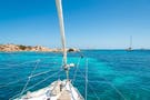 Vacanza cabin charter in barca a vela in Sardegna e Corsica