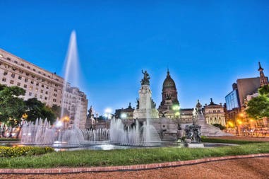 argentina-buenos-aires-congress-square-monument