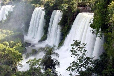 iguassu-falls-argentina-5-1-