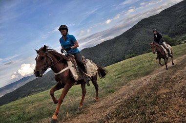 Tour a cavallo nella terra di Orfeo