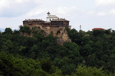 tour-trekking-sulla-cresta-dei-balcani-1