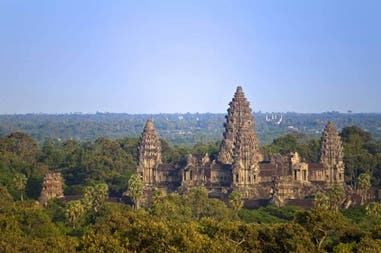 angkor-wat-temple-cambodia-01