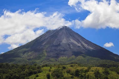 Costa Rica Arenal volcano