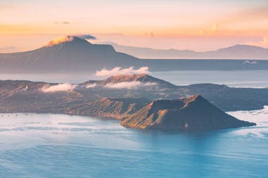 taal-volcano-dawn-batangas