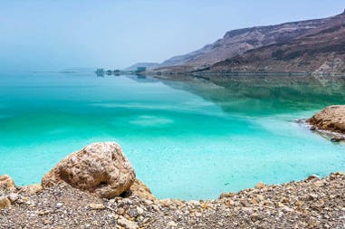 jordan-dead-sea-shore
