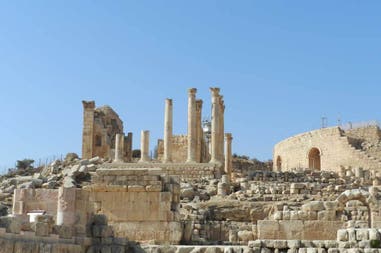 Jordan Roman columns