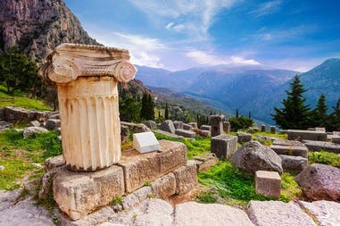 Grecia Delfi colonna